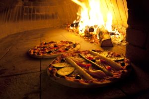 Holz Pizzaofen